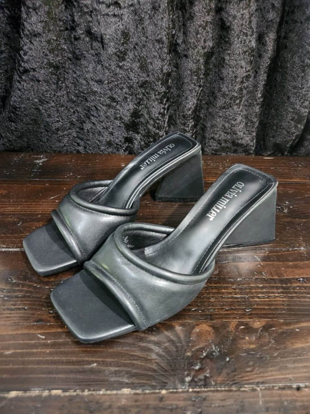 Olivia Miller Florence Black Block Heel Slip-on Sandal/Sz. 6 NEW